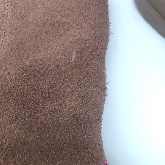 ♦️SOLD♦️UGG Australia I Heart Kisses Tan Suede - Picture 14 of 14